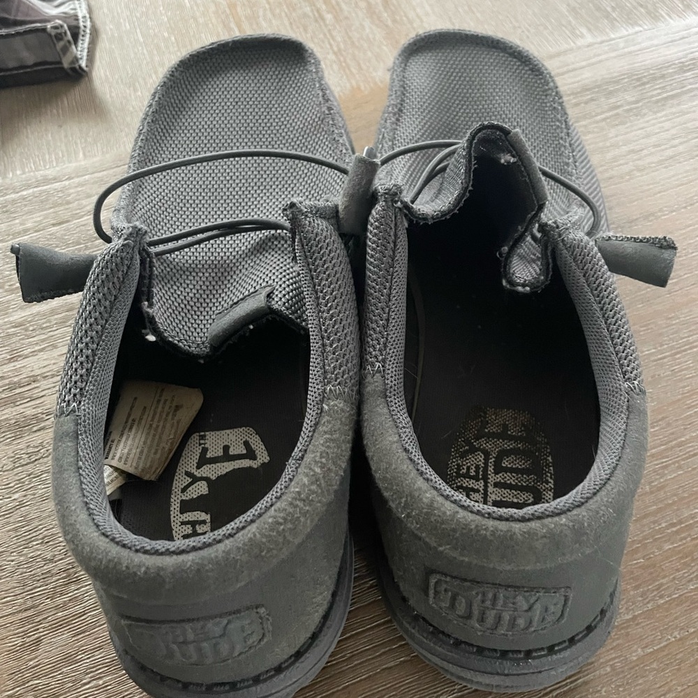 ALLOY Men's Black Loafers